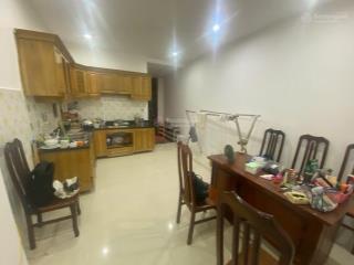 Nhà tập thể đường cầu diễn 100m2, 3 phòng ngủ kinh doanh buôn bán được