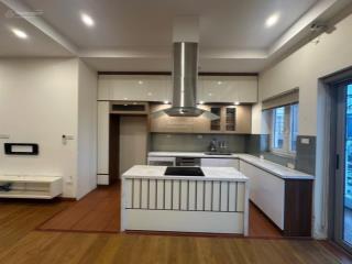 Căn hộ chung cư cao cấp 180m2 vieu trọn thành phố