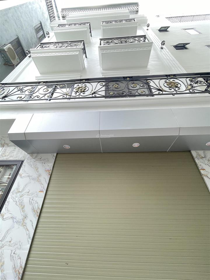 Bán nhà thạch bàn 45m x 5tầng, gần aeon long biên, xây độc lập, cách 3 nhà bãi gửi xe