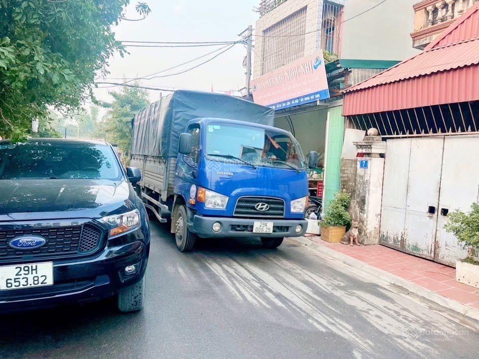 Bán đất trâu quỳ, lô góc, diện tích rộng, tiềm năng trước nhà đường 8m, full thổ cư, hàng ngộp