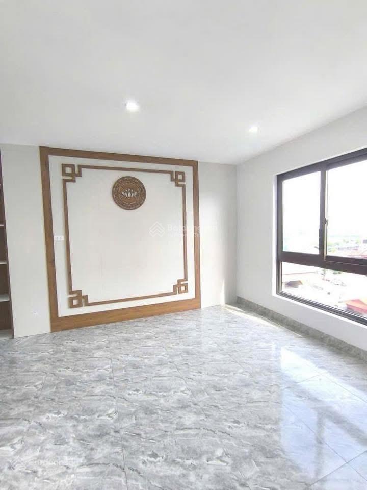 Dòng tiền 600triệu/năm, gần 20 phòng, bán toà nhà tại trâu quỳ, gần mặt phố, sổ đẹp