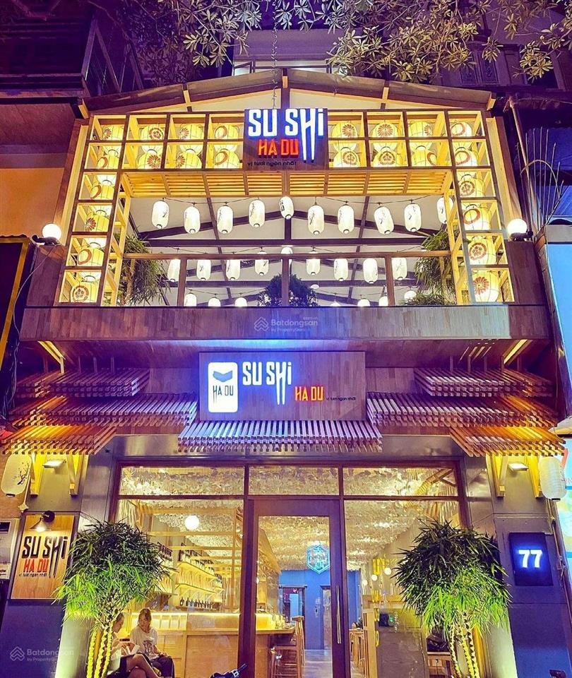 Cho thuê nhà phố hàng bạc 800m2 sử dụng , thông sàn , mặt tiền 7m