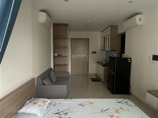 Chính chủ gửi bán nhanh căn studio có ban công phân khu origami  siêu hiếm view hồ bơi, vườn nhật