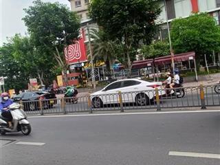 Mtkd nguyễn thị thập ngang 4,5m 2 xe hơi tránh nhau nhỉnh 7t thương lượng