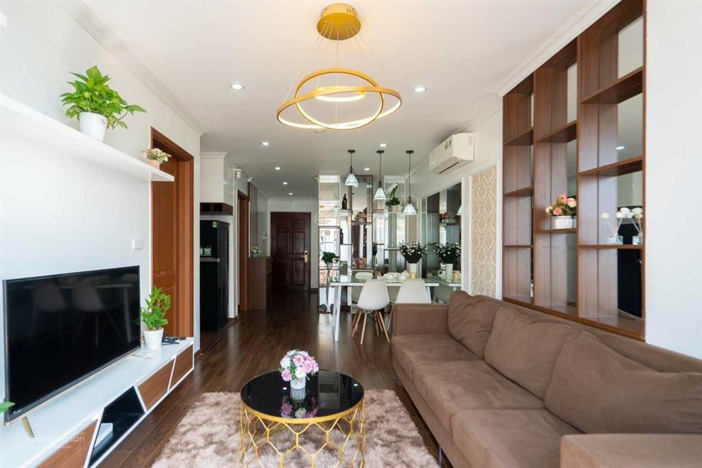 Cần bán căn 2pn + 2wc, dt 60m2, tòa new life hạ long, tầng cao, view biển.  0988 208 ***