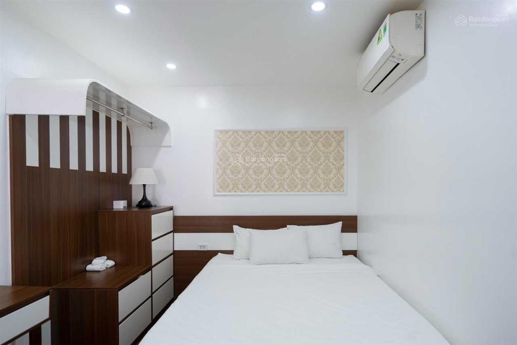 Cần bán căn 2pn + 2wc, dt 60m2, tòa new life hạ long, tầng cao, view biển.  0988 208 ***