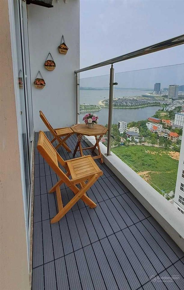 Cần bán căn 2pn + 2wc, dt 60m2, tòa new life hạ long, tầng cao, view biển.  0988 208 ***