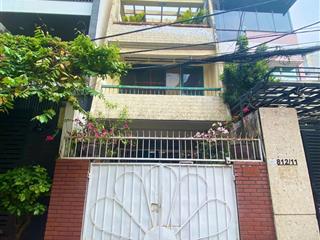 Giảm giá bán lỗ mt lạc long quân 6x18m, 4 tầng  sát khu chợ vải p7 tân bình