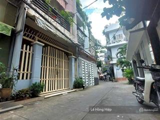 Lạc long quân, xe hơi vô nhà, p11, tân bình. 4,3*13m, 4tầng chỉ 10,5 tỷ