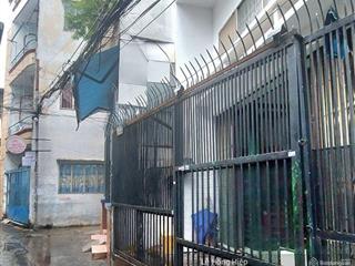 Ngã 3 ông tạ, phạm văn hai, bờ kè hoàng sa. 4,2*8m, 32m2, 5 tầng. chỉ 4,75 tỷ