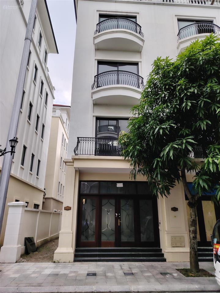 Giảm giá sốc! bán gấp căn liền kề xẻ khe san hô vinhomes ocp2 98m2, mặt tiền 7m, sát biển hồ