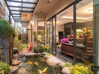 Kịch độc! liền kề xẻ khe vịnh thiên đường đã hoàn thiện 5 tầng  dt 98m2, mt 7m giá cực rẻ