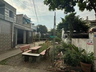 Bán lô góc 2mt hẻm đường 8 linh xuân, giá 4.3 tỷ/117m2. gần làng đại học quốc gia