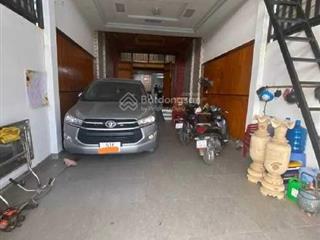 Nhà mặt tiền đường q12 nội thất ốp toàn gỗ đỏ ngang 5m đẹp nở hậu tài lộc 5.4m