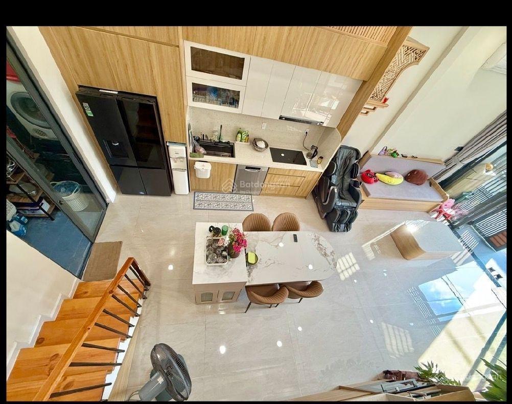 Nhà đẹp2 tầng khu bên sông cách gigamall 500m tặng nội thất 5x20 100m2