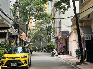 Phân lô vip hoàng quốc việt, 41m2, ô tô tránh, thang máy chờ giữ tiền đỉnh 15.55 tỷ