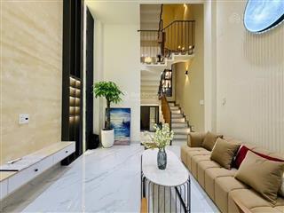 Bán nhà riêng thiết kế hiện đại  trung tâm quận bình thạnh  view ngã tư  vị trí hot!