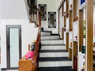 Nhà mới châu đài, thượng cát, dt 31m2, 5t, giá chào 4,5 tỷ có thương lượng, 10 m ra ô tô đỗ