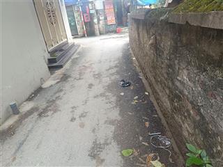 Bán đất đại cát, liên mạc, dt 50m2, mt 4,2m, giá chào 4,6 tỷ, có thương lương, cách ô tô 5m