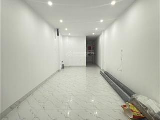 Nhà mới trung tựu, dt30m2, 5t, mt 4,6m, giá chào hơn 5 tỷ, có thương lượng, đủ công năng, ngõ 2,3m