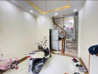 Bán nhà thụy phương, dt 43m2, 3t, giá chào 6,7 tỷ, có thương lượng, đủ công năng, gần ô tô