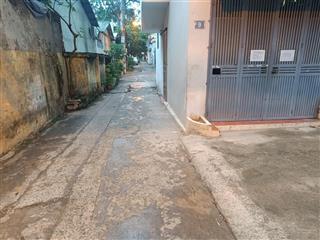 Bán đất tặng nhà c4, văn hội, dt 36m2, mt 3,62m, giá chào nhỉnh 6 tỷ, có thương lượng, ô tô đỗ cửa