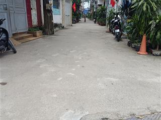 Bán đất văn trì, mình khai, dt 50m2, mt 4m, giá chào hơn 6 tỷ, có thương lượng, ngõ thông, ô tô đỗ