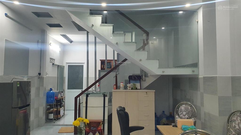 Bán nhà phú nhuận hxh 52m2, ngang 4.3m 3 phòng ngủ trung tâm nguyễn trọng tuyển ngợp bank 5.6 tỷ.