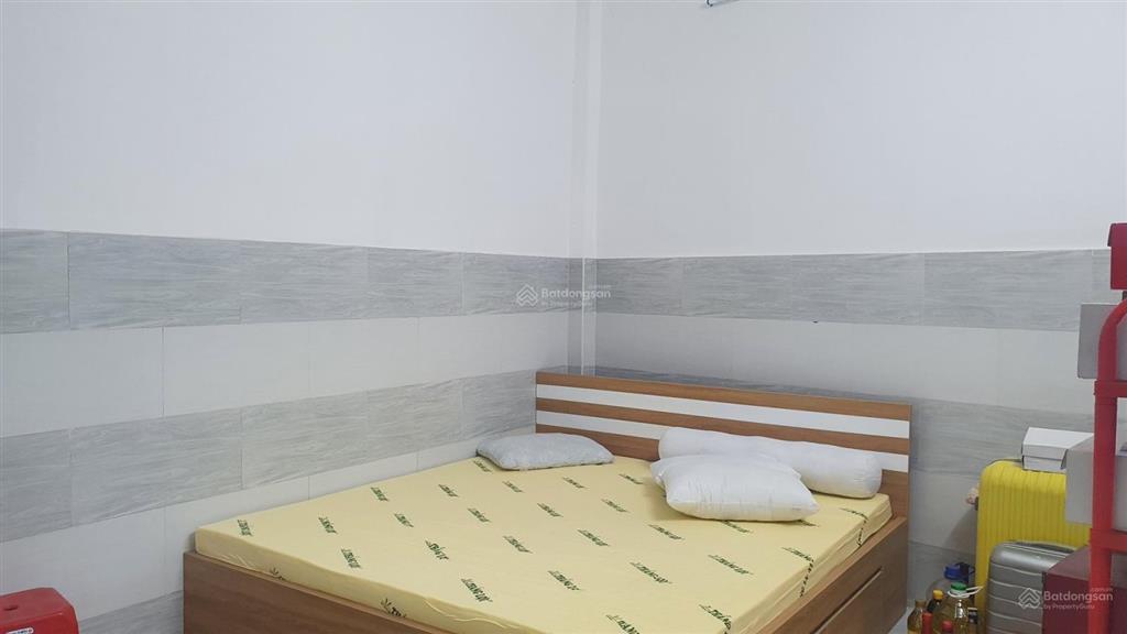 Bán nhà phú nhuận hxh 52m2, ngang 4.3m 3 phòng ngủ trung tâm nguyễn trọng tuyển ngợp bank 5.6 tỷ.