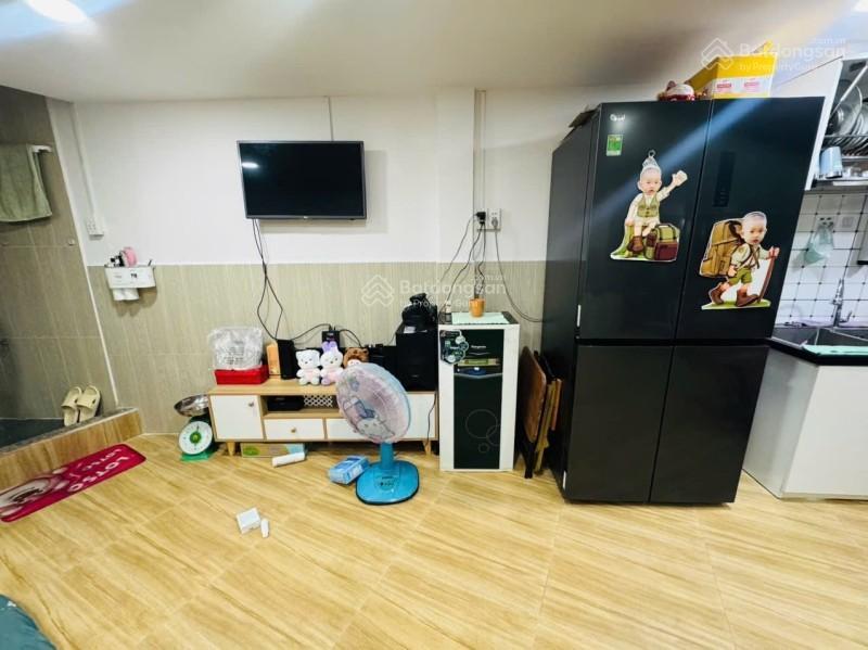 Bán nhà phú nhuận hẻm xe tải 120m2, 2 tầng ngang 10m, kd đỉnh hoàng văn thụ ngợp bank 8.8 tỷ