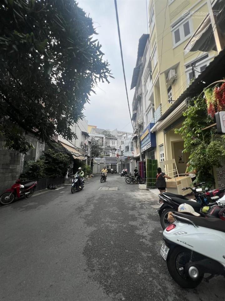 Bán nhà phú nhuận hẻm xe tải 120m2, 2 tầng ngang 10m, kd đỉnh hoàng văn thụ ngợp bank 8.8 tỷ