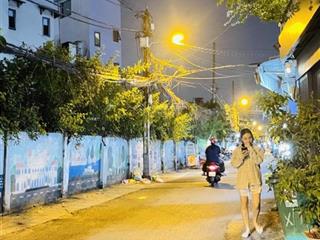 Bán nhà quận 3 hxh 75m2 3 tầng 6pn chdv sát mt trần văn đang 9.5 tỷ.