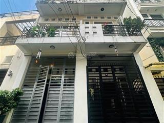 Chủ gấp bán ,6x13m, 4 tầng, hẻm xe hơi 1 trục cách mặt tiền hoàng hoa thám chỉ 20m