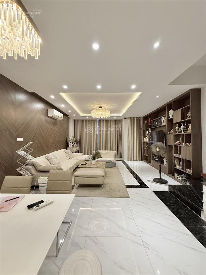 Hxh khu vip phan xích, 80m2x5 tầng, ngang gần 6m, nhà siêu sang tặng full ntcc nhập khẩu