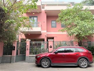 Bán biệt thự sân vườn p17, bình thạnh, 14x13m, 3 tầng mới đẹp