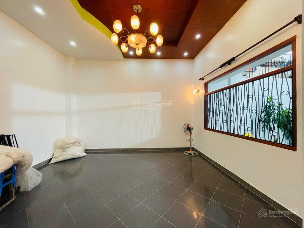 Biệt thự mini khu phan xích long, 6x22m2, 3 tầng, đường trước nhà rộng 20m