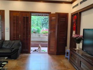 Bán gấp biệt thự vườn đào, lạc long quân, tây hồ, giá cực hợp lý, diện tích 230m, giá 129 tỷ