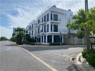 Bán căn shophouse giáp biển vlasta sầm sơn, 94m, đã sẵn sổ  5.9 tỷ
