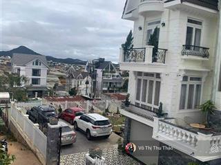 Biệt thự sân vườn rộng hơn 500m2 trung tâm p8 đường phù đổng thiên vương