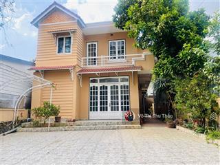 Bán villa sân vườn mmặt tiền kqh hoàng diệu, 25 tỷ, 300m2