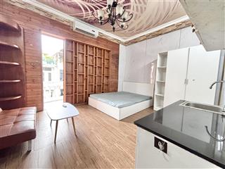 Căn hộ ban công full nt bờ kè hoàng sa trường sa trung tâm phú nhuận q1, q3, tân bình, sân bay q10