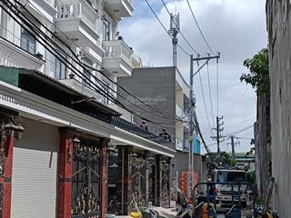 Nhà mới xây khu nhà lầu 1sẹc hẻm 7m 1 trục nguyễn văn qúa , dt  7x12 giá 8.5 tỷ