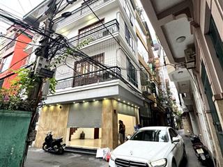 Chính chủ tôi cần bán nhà số 21 ngõ 93 vương thừa vũ  cù chính lan lô góc gara oto 7 chỗ 13.6 tỷ