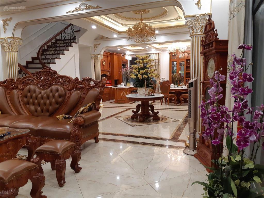 Bán gấp biệt thự vinhomes the harmony, khu hồ nguyệt quế, dt 185m2, full đồ, giá 95 tỷ, bao phí
