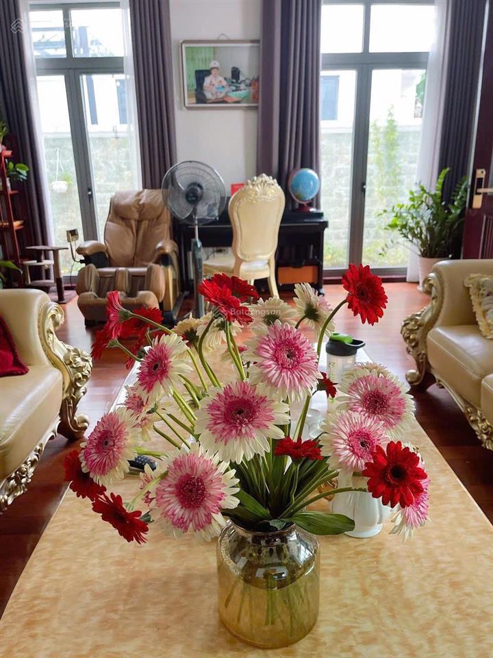 Chính chủ bán biệt thự elegant park villa thạch bàn, diện tích 136m2, giá chỉ 44 tỷ