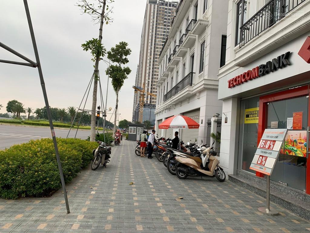 Bán shophouse embassy garden mặt đường 60m