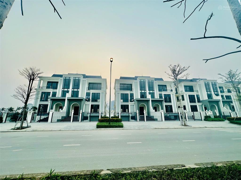 Bán biệt thự ciputra dãy k1 mặt đường nguyễn văn huyên 336m2