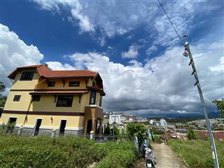 Bán biệt thự 200m2, 11,5 tỷ tại trịnh hoài đức, phường 11, đà lạt, lâm đồng