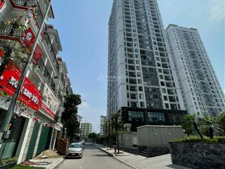 Phân lô 2 ô tô tránh  mặt tiền cực rộng  vuông bằng nhau phố lê văn lương, tx. 93m2, 4 tầng