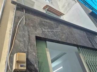 Chỉ 6 tỷ hơn. giá đầu tư. vài bước tới mt. sát chợ vải tân bình 4 tầng. tiện ở và kinh doanh.